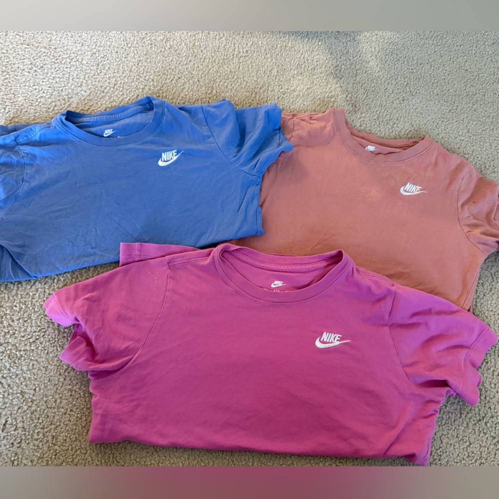 Nike Boys Large Nike Tee 3 Piece Bundle